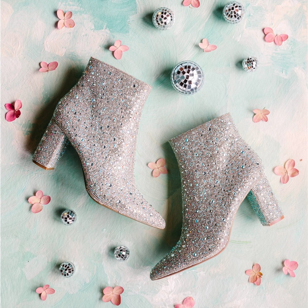 NWT Betsey Johnson Cady Rhinestone Boots Size 9
